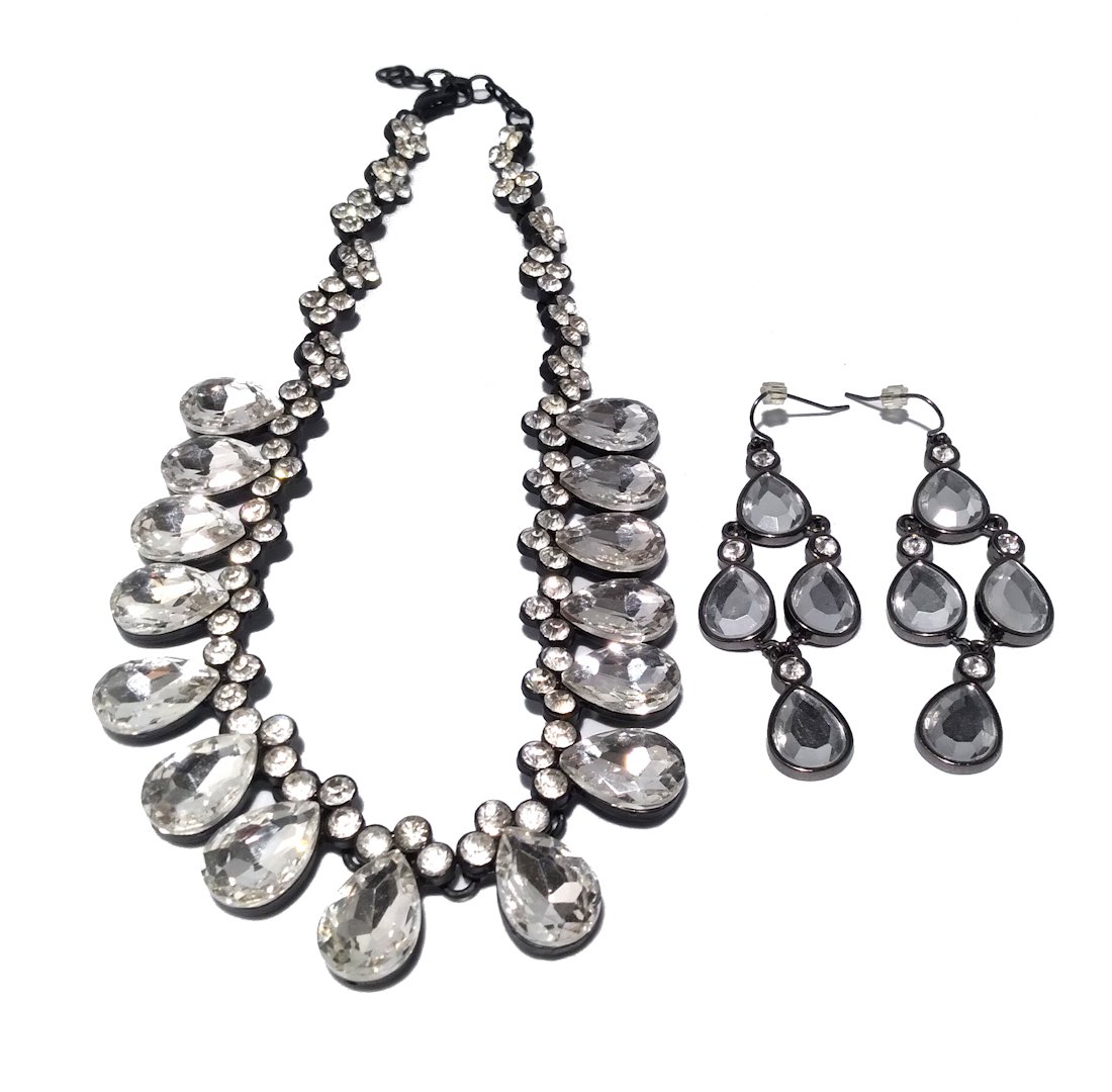 BRILLIANT RHINESTONE NECKLACE SET, GORGEOUS COSTUME JEWELRY (1 of 2)