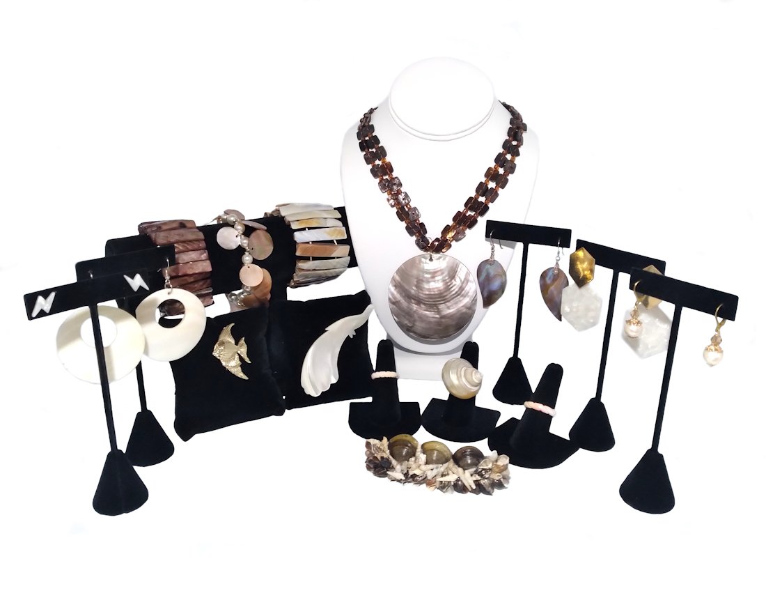 JEWELRY LOT OF  MOTHER OF PEARL, SEA SHELL, ABALONE (1 of 3)