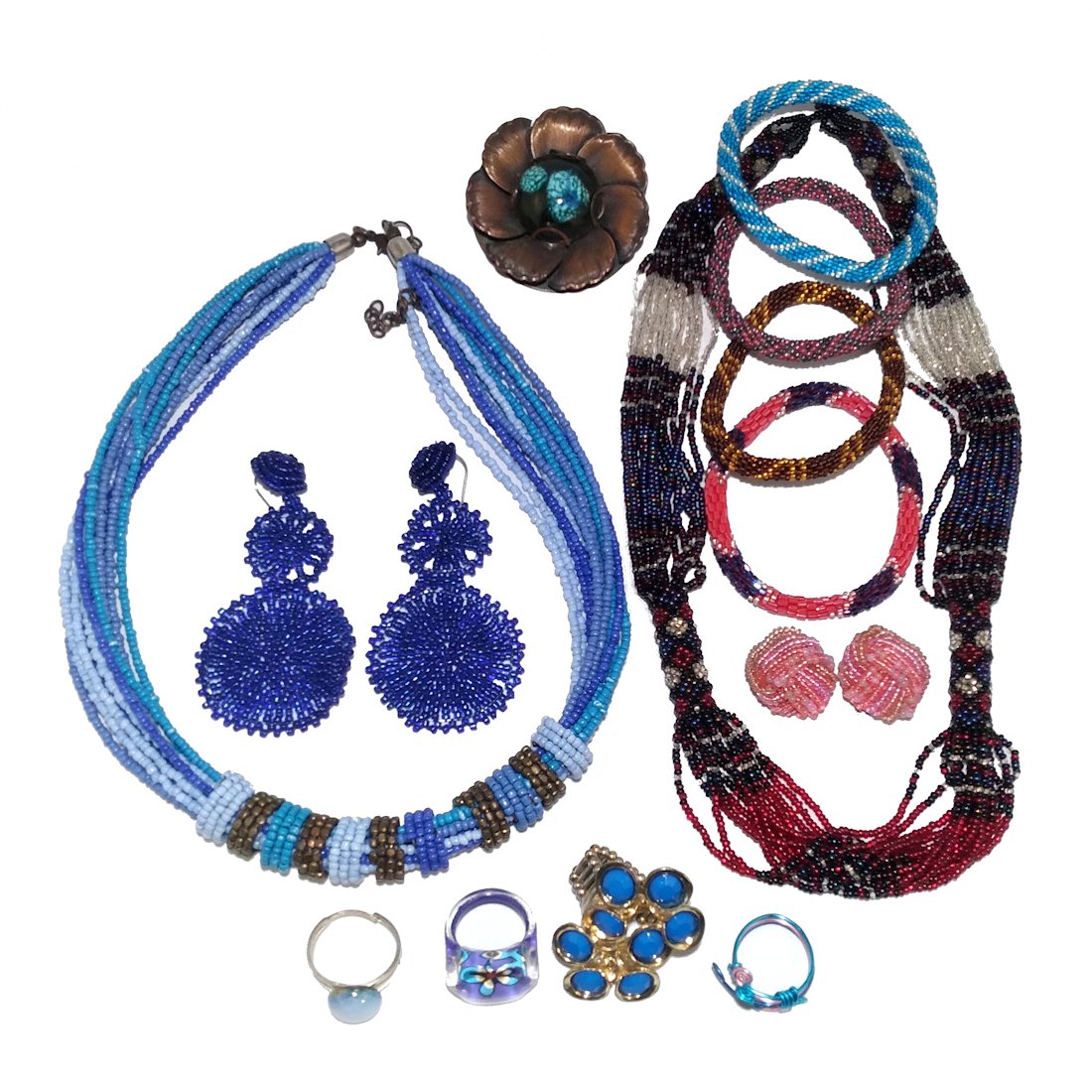 VINTAGE BEADED LOT NECKLACES, BRACELETS, RINGS, EARRINGS, BROOCH (1 of 3)