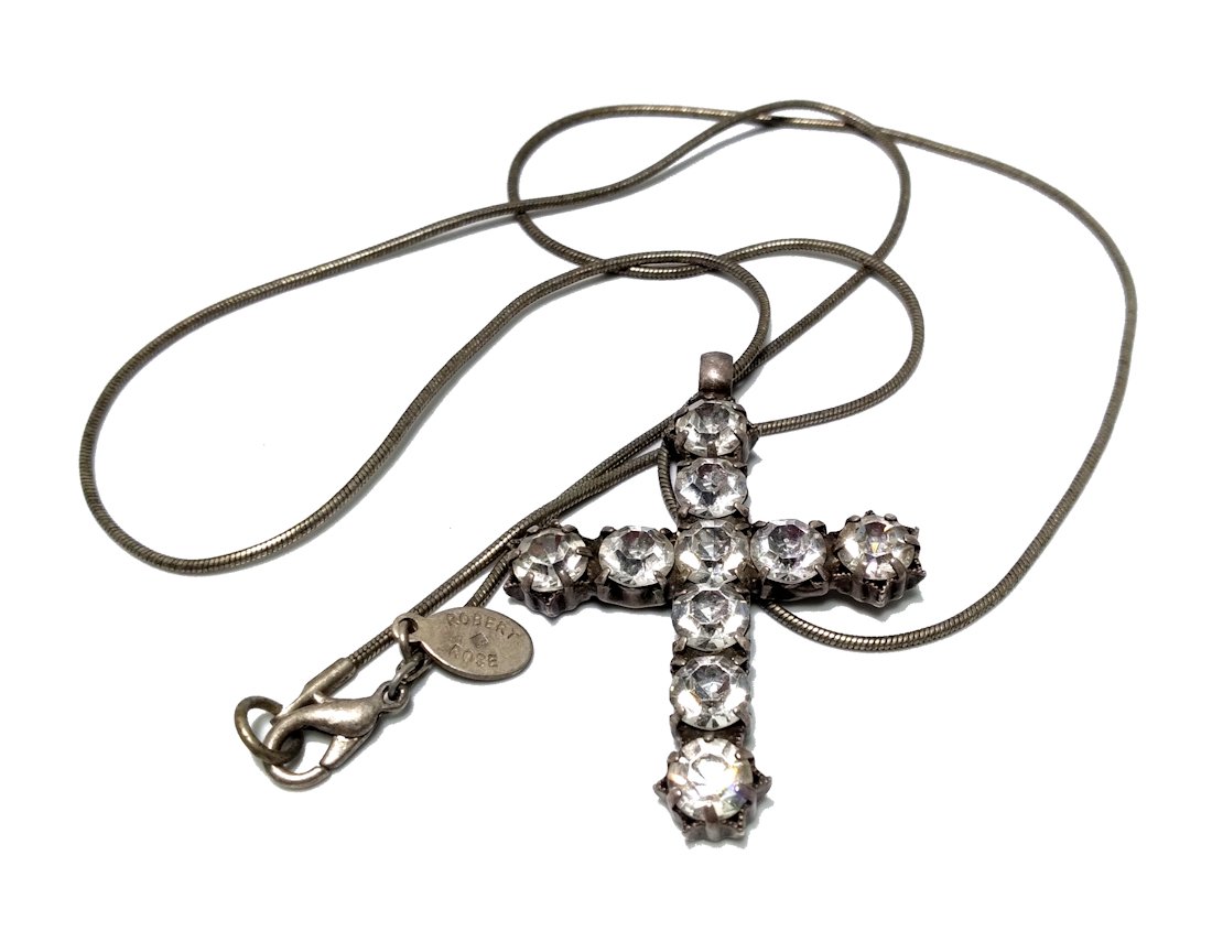 A BEAUTIFUL CROSS PENDANT NECKLACE BY ROBERT ROSE: THE BEAUTIFUL NECKLACE IS 23" LONG. THE PENDANT IS 1.75" LONG AND 1.25" WIDE. WE PROVIDE IN-HOUSE SHIPPING FOR YOUR CONVENIENCE, AS WELL AS COMBINED SHIPPING WHENEVER POSSIBLE.