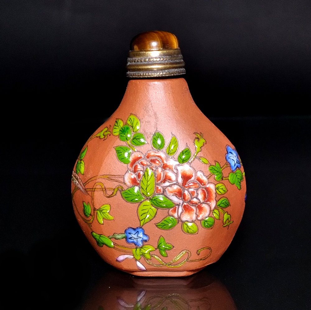 FINE CHINESE YIXING CLAY SNUFF BOTTLE PHAESANTS (1 of 8)