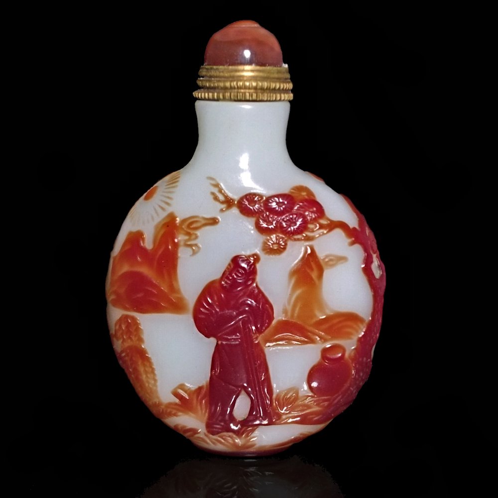 VERY FINE  ANTIQUE CHINESE PEKING GLASS SNUFF BOTTLE 18TH C HUNTER RABBIT (1 of 8)
