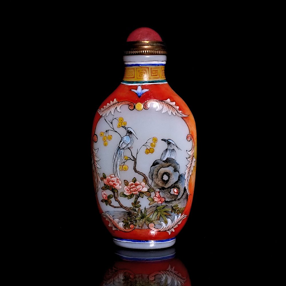 SUPERB CHINESE ENAMEL ON GLASS SNUFF BOTTLE BIRDS QIANLONG MARK (1 of 8)