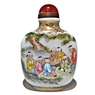 FINE LARGE CHINESE SNUFF BOTTLE ENAMEL ON GLASS CHILDREN QIANLONG MARK: THE VERY FINE BOTTLE DEPICTS CHILDREN AT PLAY WITH BAMBOO AND PINE IN THE BACKGROUND. THERE IS FINE GILDING AT THE NECK. THIS IS A LARGE BOTTLE. IT IS 3.6 INCHES TALL. THERE IS A QIANLONG MARK AT BOTT