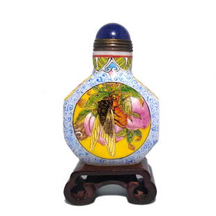 FINE CHINESE ENAMEL GLASS SNUFF BOTTLE BEE CRICKET PEACH TREE QIANLONG: THE BOTTLE IT IS SO FINELY ENAMELED ALL OVER. FIRSTLY, IT FEATURES TWO CIRCULAR IMAGES, ONE DEPICTING A BEE ON A PEACH TREE AND THE OTHER A CRICKET ATOP A POMEGRANATE. ADDITIONALLY, THE DIAMOND