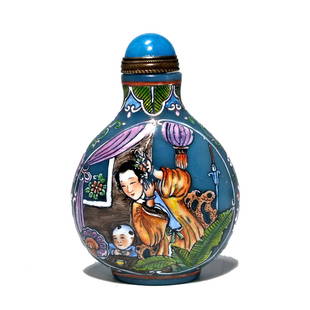 FINE CHINESE ENAMEL BLUE GLASS PEKING SNUFF BOTTLE QIANLONG MARK: THE FINE BOTTLE DEPICTING MOTHER AND CHILD IN TWO FRAMED SCENES WITH MUCH SURROUNDING DETAIL. THE BOTTLE BEARS A QIANLONG DATE MARK. IT IS 2.6 INCHES TALL. STANDS ARE FOR DISPLAY ONLY, NOT INCLUDED UN