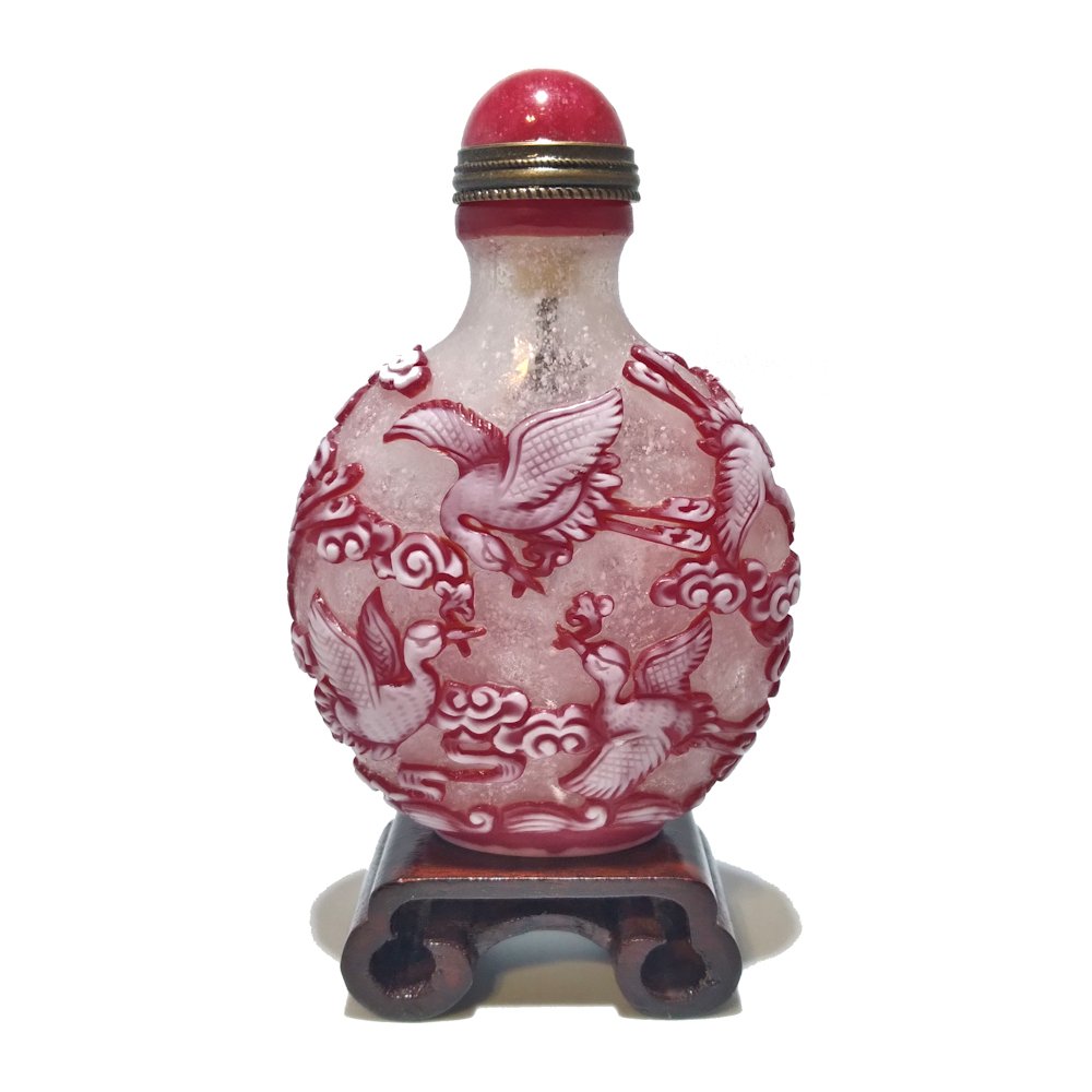 EXCELLENT CHINESE PEKING GLASS SNUFF BOTTLE STORK FANTASTIC 3 COLORS  QIANLONG SEAL (1 of 8)