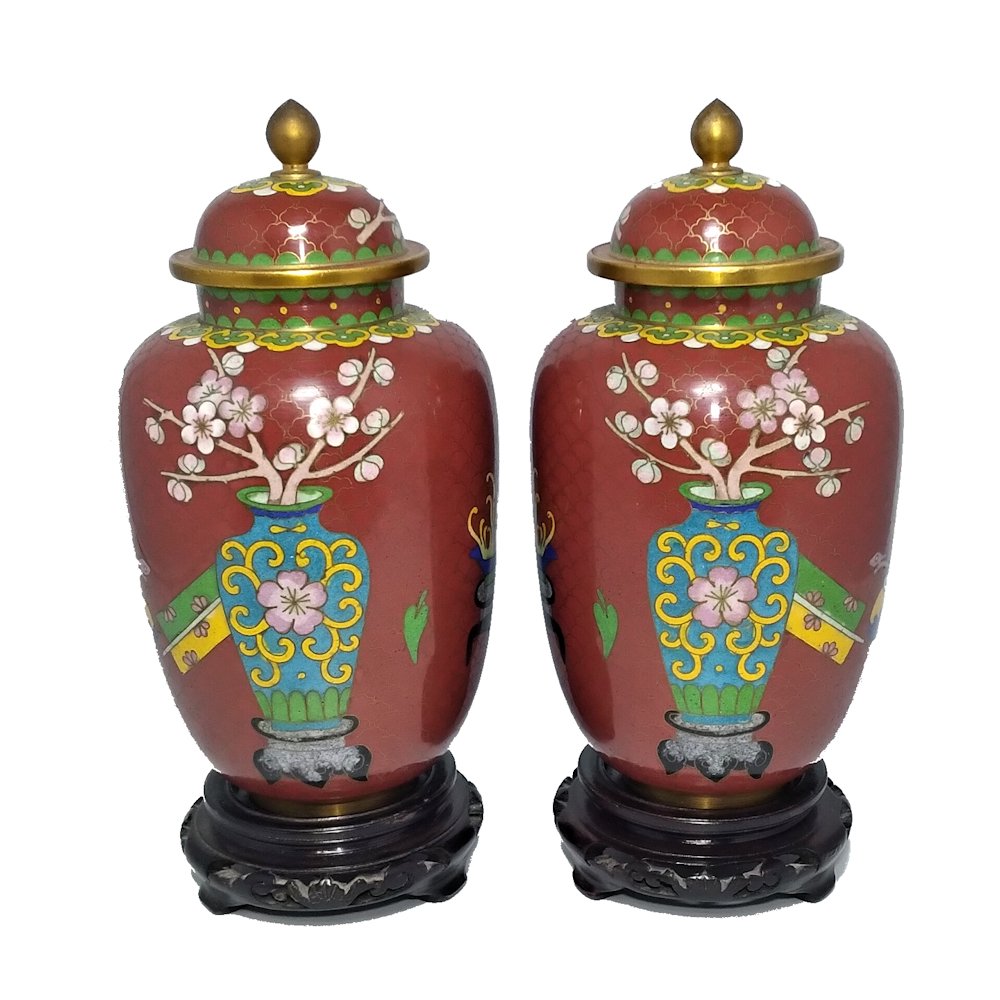 PAIR OF MIRRORED CHINESE CLOISONNE JARS WOODEN STANDS (1 of 8)