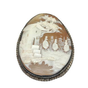 RARE ANTIQUE VICTORIAN  SHELL CAMEO  MAIDENS SCENIC  FIGURAL: THE STUNNING ANTIQUE SHELL CAMEO IS FINELY CARVED OUT OF SHELL. THE CAMEO IS 1.6" BY 1.25. IT IS SET IN A STERLIN SILVER (TESTED) FRAME. WE PROVIDE IN-HOUSE SHIPPING.