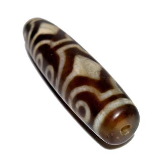 A FINE SINO-TIBETAN MASTER AGATE DZI BEAD 8 EYES 66MM: THE EXCELLENT MASTER AGATE DZI BEAD FEATURES 8 EYES. IT IS 66MM LONG AND FEATURES PATINA FROM AGE. PROVENANCE: PRIVATE FLORIDA COLLECTOR. WE PROVIDE IN-HOUSE SHIPPING FOR A SMOOTH TRANSACTION.