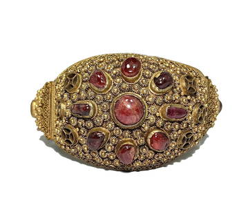 ANTIQUE CHINESE EXPORT GILT FILIGREE TOURMALINE BRACELET: OFFERED HERE IS A STUNNING CHINESE EXPORT BRACELET ADORNED WITH TOURMALINES. THE FILIGREE WORK IS VERY FINE AND IT IS GILT, BUT DOES NOT TEST AS SILVER. IT FITS A 7.5" WRIST COMFORTABLY. WE PROVIDE