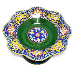 FINE ANTIQUE LARGE CHINESE CLOISONNE TAZZA LOTUS 19TH C: THIS EXQUISITELY CHINESE ENAMELED TAZZA DATES TO THE LATE 19TH CENTURY. IT IS IN EXCELLENT CONDITION. IT IS 10 INCHES WIDE AND 6.25 INCHES TALL. STANDS ARE FOR DISPLAY ONLY, NOT INCLUDED UNLESS