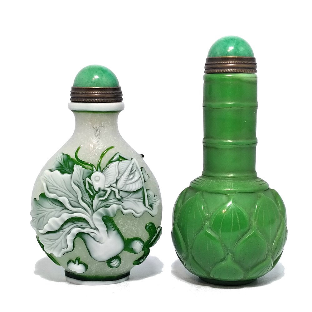 SUPERB CHINESE LOT OF 2 PEKING GLASS SNUFF BOTTLES QIANLONG SEAL (1 of 8)