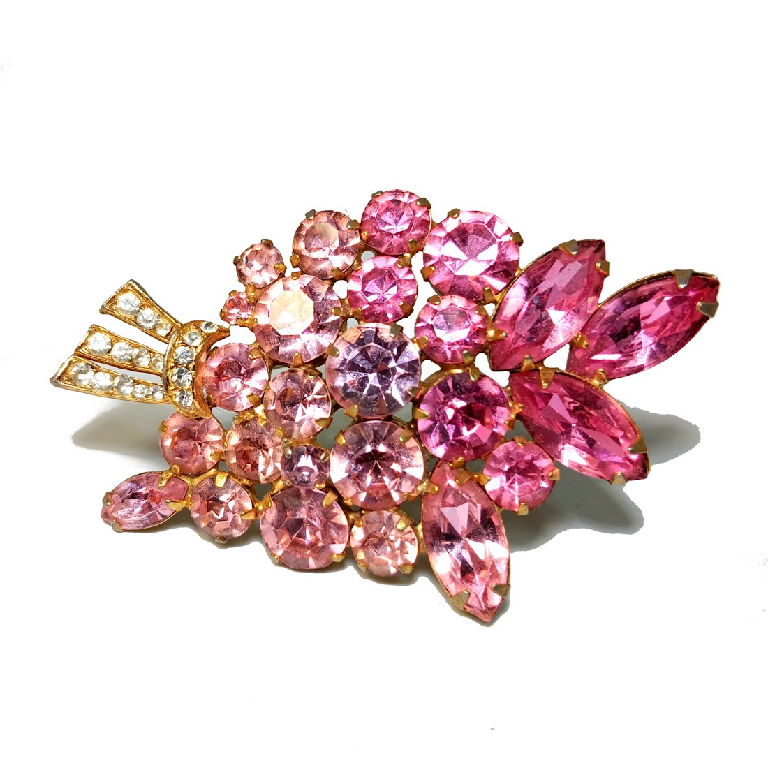 A  MID-CENTURY VINTAGE RHINESTONE BROOCH DESIGNER WEISS (1 of 2)