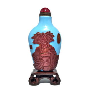 BEAUTIFUL CHINESE SIGNED SNUFF BOTTLE LUOHANS QIANLONG SEAL: THE VERY FINE SIGNED CHINESE PEKING GLASS SNUFF BOTTLE FEATURES A RARE COMBINATION OF LIGHT BLUE AND DEEP RED PATTERN. IT BEARS TWO SIGNATURES AND A QIANLONG SEAL. THE BOTTLE FEATURES TWO LUOHANS