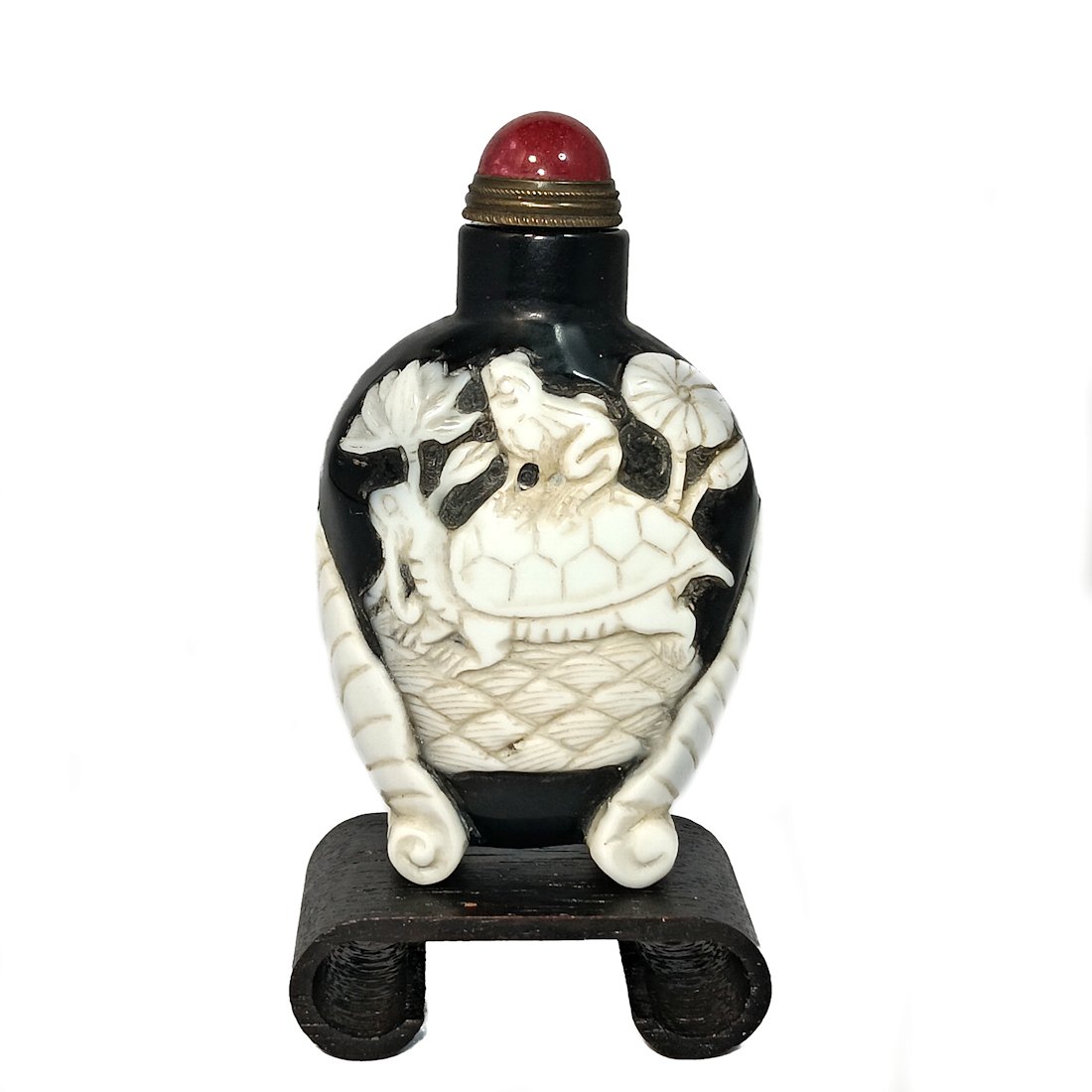 CHINESE PEKING GLASS SNUFF BOTTLE KOI LOTUS TURTLE (1 of 8)