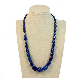 A FABULOUS VINTAGE LAPIS LAZULI NECKLACE BY JAY KING DESERT ROSE 18": THE FABULOUS VINTAGE NECKLACE OF LAPIS LAZULI STONES IS 18" LONG AND WEIGHT OF 62gr. THE CLASP IS SIGNED DR 925 ( DESERT ROSE BY JAY KING ). PROPERTY OF A FLORIDA COLLECTOR. WE PROVIDE IN-HOUSE SHIPPI