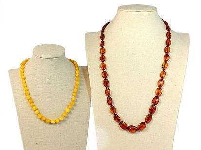 BEAUTIFUL LOT OF 2 AMBER NECKLACES 36gr: THE BEAUTIFUL LOT FEATURES 2 AMBER NECKLACES WITH A TOTAL WEIGHT OF 36gr AND SIZE 16" / 24" LONG. PROPERTY OF A FLORIDA COLLECTOR. WE PROVIDE IN-HOUSE SHIPPING.