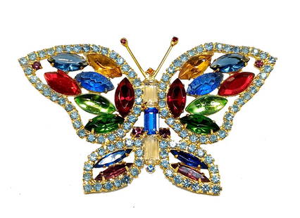 AN EXQUISITE LARGE VINTAGE SIGNED KJL BROOCH BUTTERFLY PRONG SET RHINESTONES: THE BEATIFUL LARGE VINTAGE BROOCH IN BUTTERFLY SHAPE IS SIGNED KJL AND MEASURE 3.7" BY 2.25".