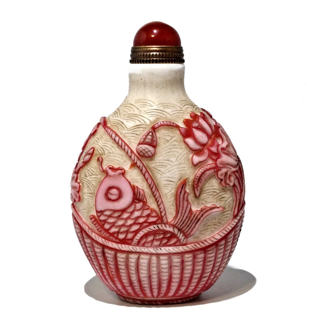 FINE CHINESE RARE PEKING GLASS SNUFF BOTTLE FISH BASKET (1 of 6)