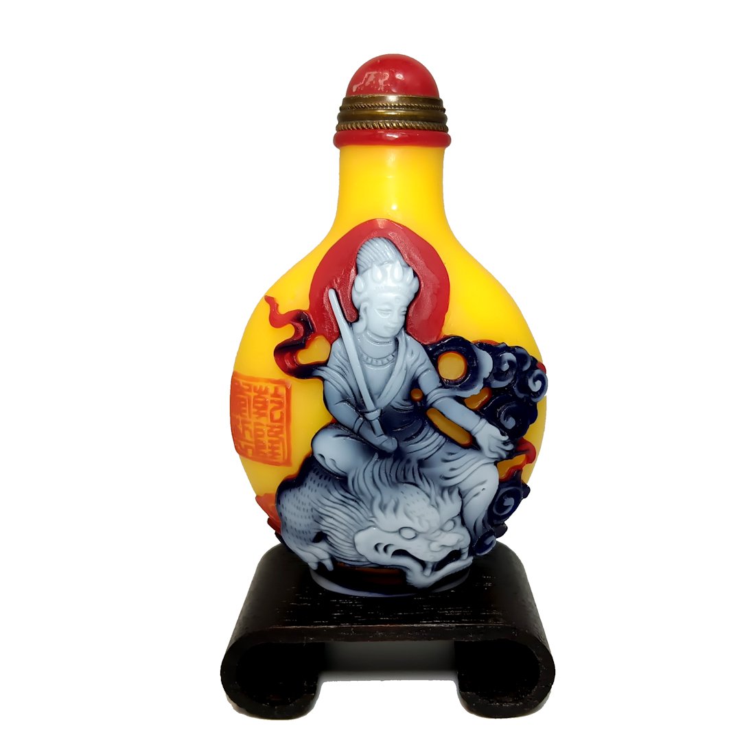 BEAUTIFUL CHINESE YELLOW PEKING GLASS SNUFF BOTTLE QUANYIN QIANLONG SEAL (1 of 8)