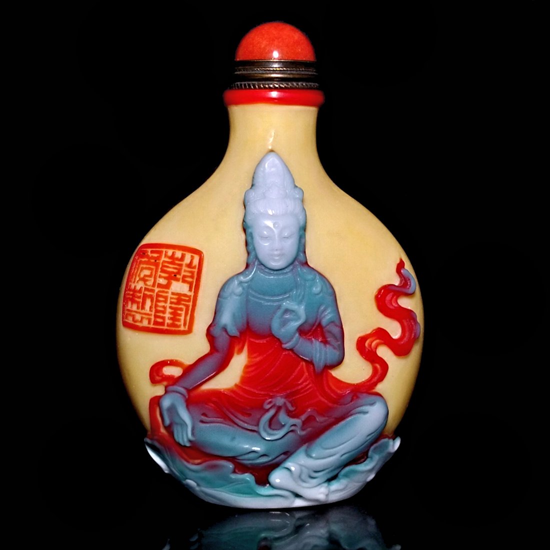 FANTASTIC CHINESE SNUFF BOTTLE PEKING GLASS 6 ARM GUANYIN QIANLONG SEAL (1 of 8)
