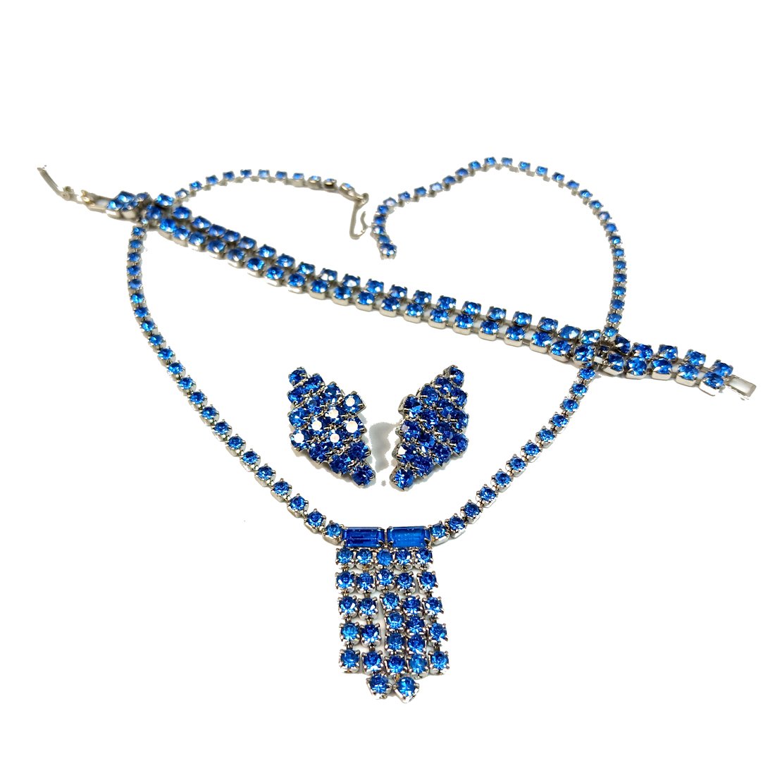 VINTAGE COSTUME JEWELRY LOT BLUE RHINESTONES IN PRONGS NECKLACE BRACELET EARRINGS (1 of 4)