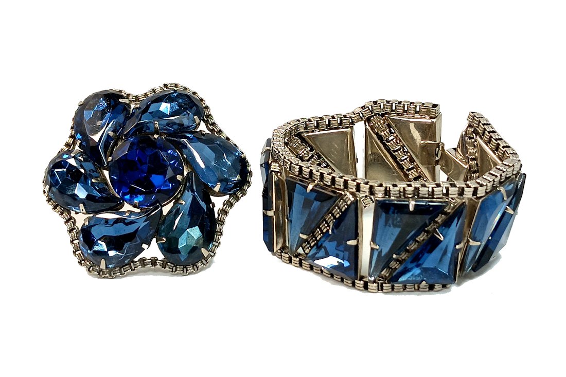 SUPERB JULIANA LOT OF VINTAGE BRACELET AND BROOCH MID CENTURY RHINESTONES PRONG SET (1 of 4)