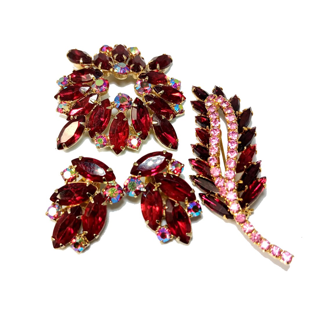 2 VINTAGE RHINESTONE BROOCHES AND EARRINGS RED PINK AB PRONG SET (1 of 3)
