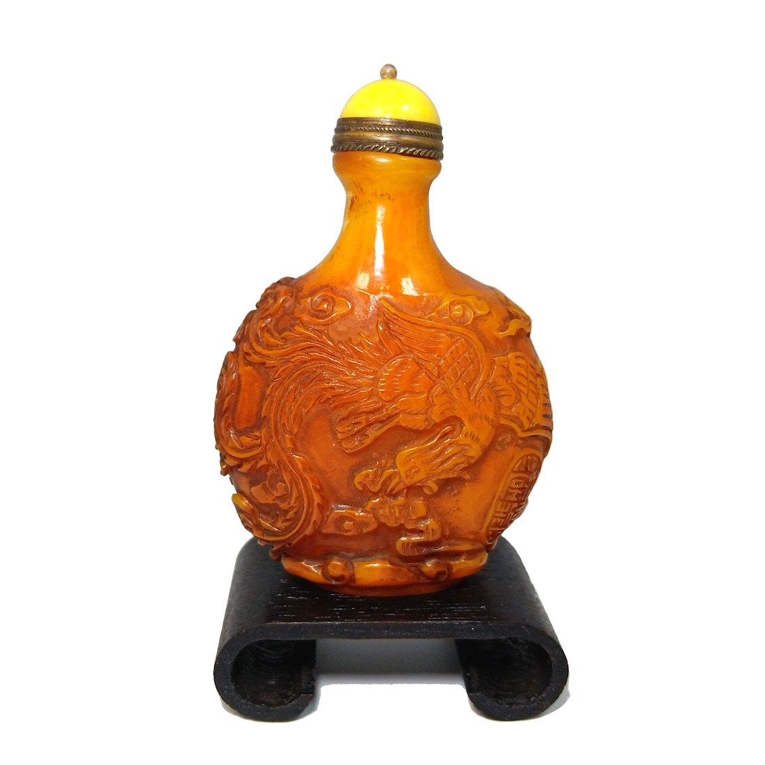 LOVELY  CHINESE AMBER RESIN COMPOSITE SNUFF BOTTLE  DRAGON PHOENIX (1 of 9)