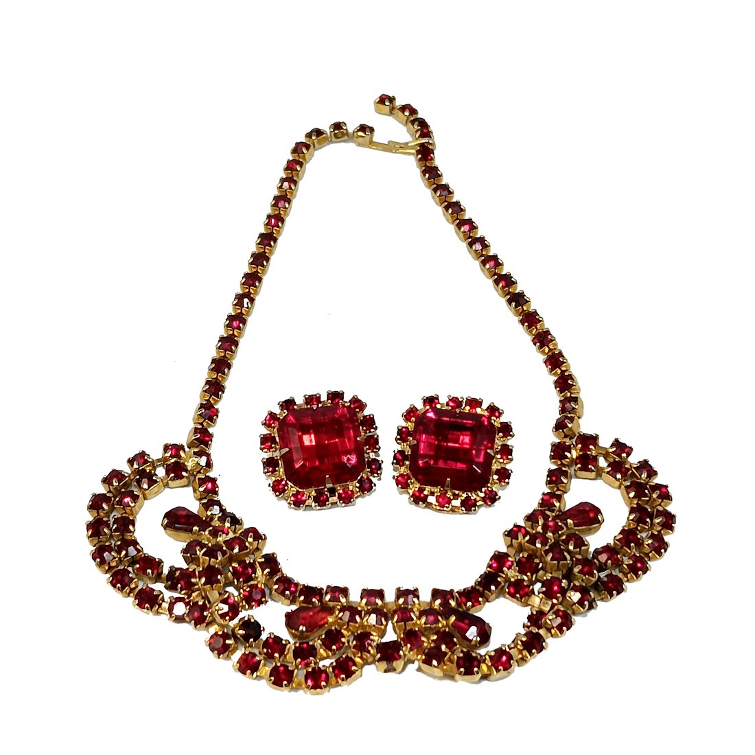 A MID-CENTURY VINTAGE RHINESTONE NECKLACE EARRINGS SET RED (1 of 2)