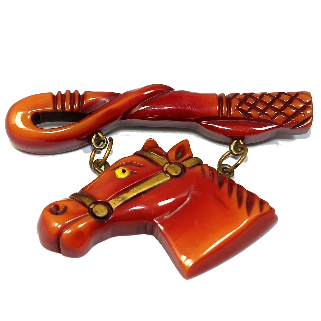 AN EXCELLENT EQUESTRIAN BROOCH 1930S BAKELITE: THE OUTSTANDING BROOCH MEASURES 3 INCHES LONG. WE PROVIDE IN-HOUSE/COMBINED SHIPPING FOR AN EASY AND SMOOTH CHECKOUT.