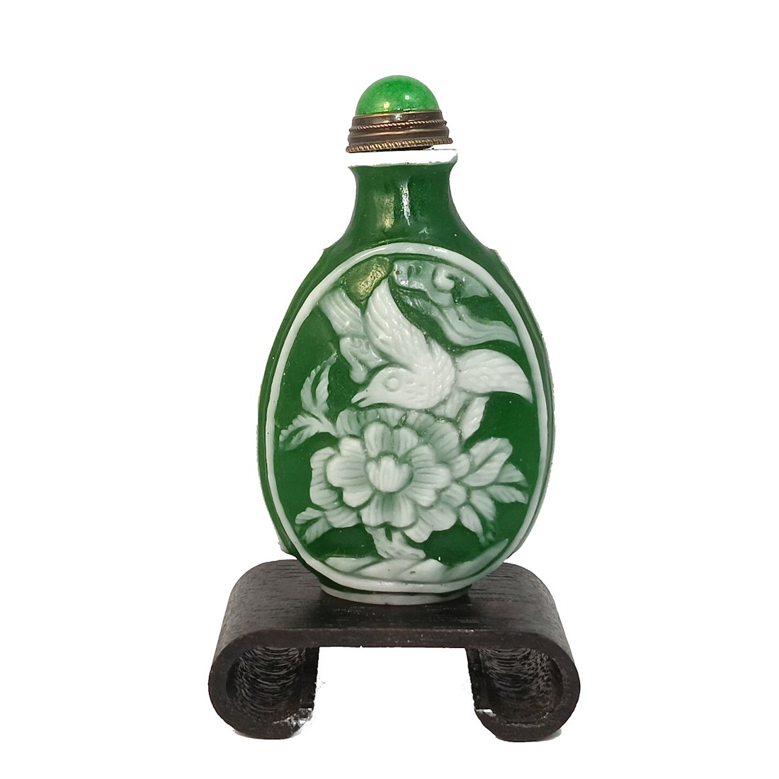 FINE CHINESE SNUFF BOTTLE PEKING GLASS BIRDS: THE WONDERFUL CHINESE SNUFF BOTTLE FEATURES BIRDS AND FLOWERS ON BOTH SIDES. IT IS 2.9 INCHES TALL. STANDS ARE FOR DISPLAY ONLY, NOT INCLUDED UNLESS OTHERWISE STATED. PROPERTY OF A FLORIDACOLLECTOR. W