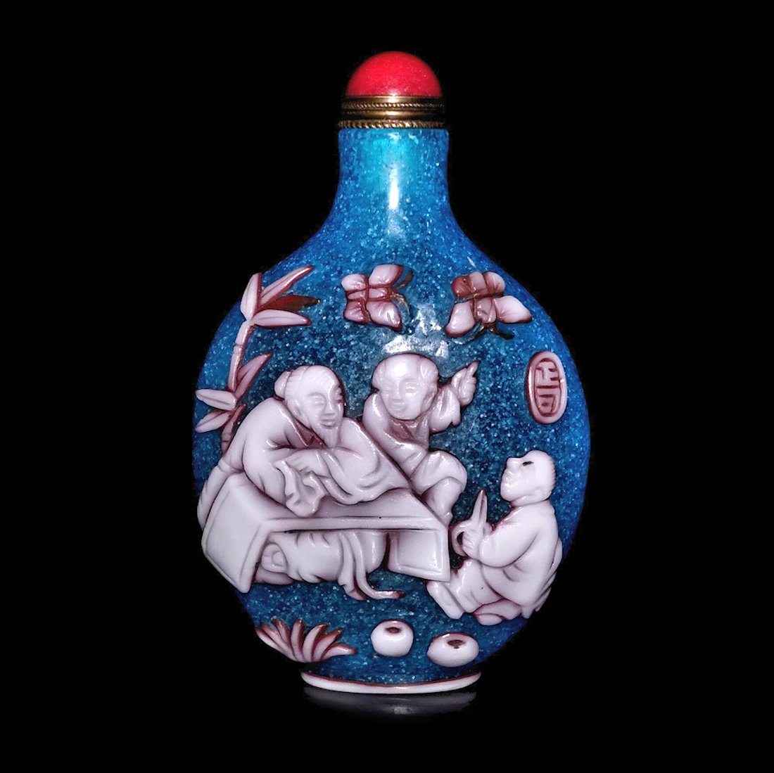 CHINESE CARVED PEKING GLASS SNUFF BOTTLE IMMORTALS: THE FINE CHINESE SNUFF BOTTLE IS SO BEAUTIFULLY CARVED, DEPICTING SCENES OF IMMORTALS WITH THEIR COMPANIONS AND SIGNED ON BOTH SIDES. THE BOTTLE IS 3.4 INCHES TALL. STANDS ARE FOR DISPLAY ONLY, NOTINC