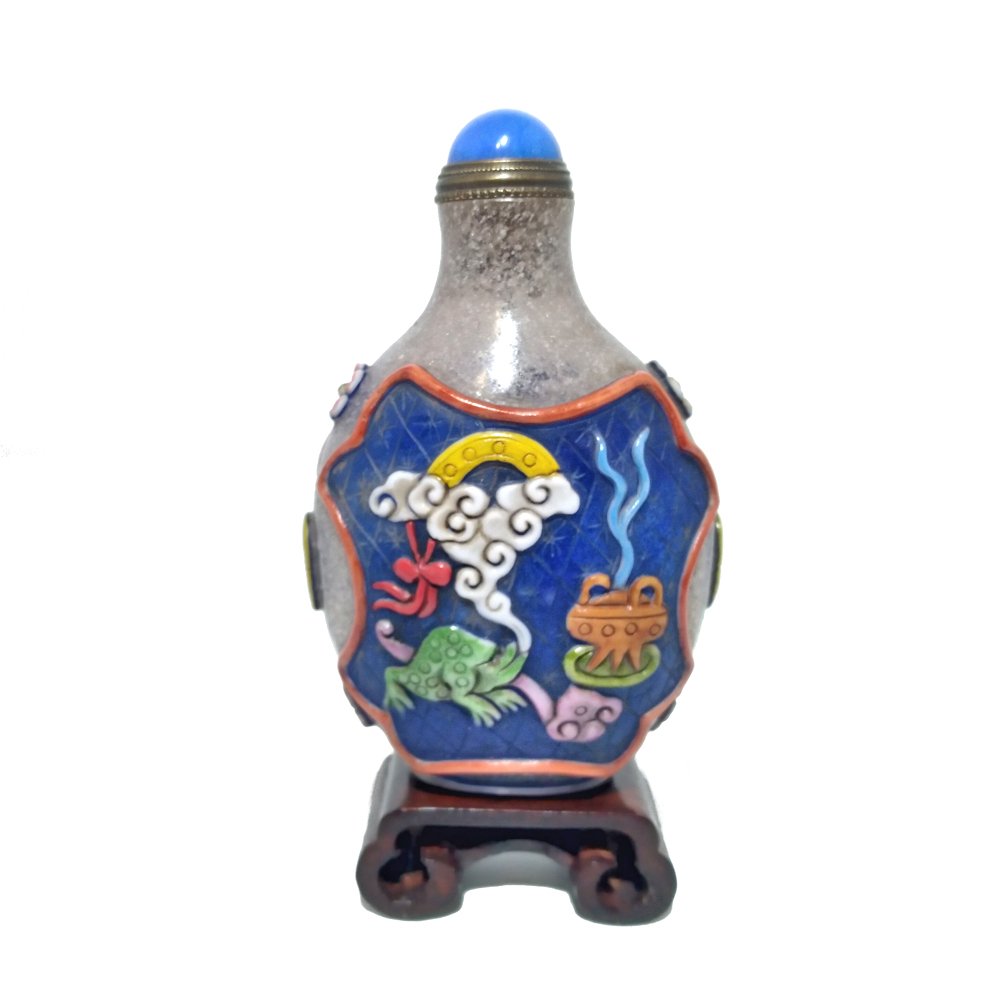 CHINESE PEKING GLASS ENAMEL SNUFF BOTTLE AUSPICIOUS OBJECTS (1 of 8)
