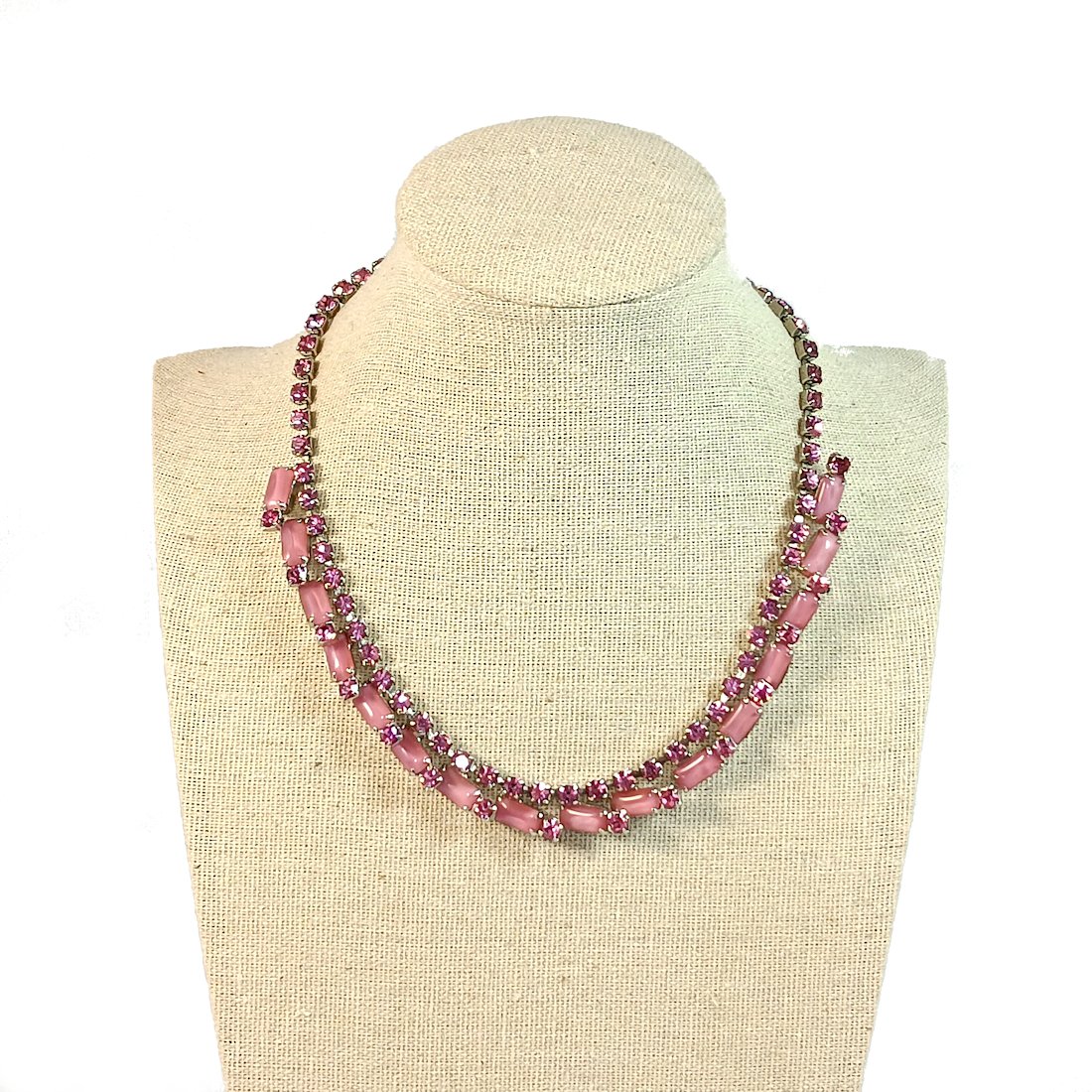A FINE VINTAGE PINK RHINESTONE NECKLACE PRONG SET MID CENTURY (1 of 3)
