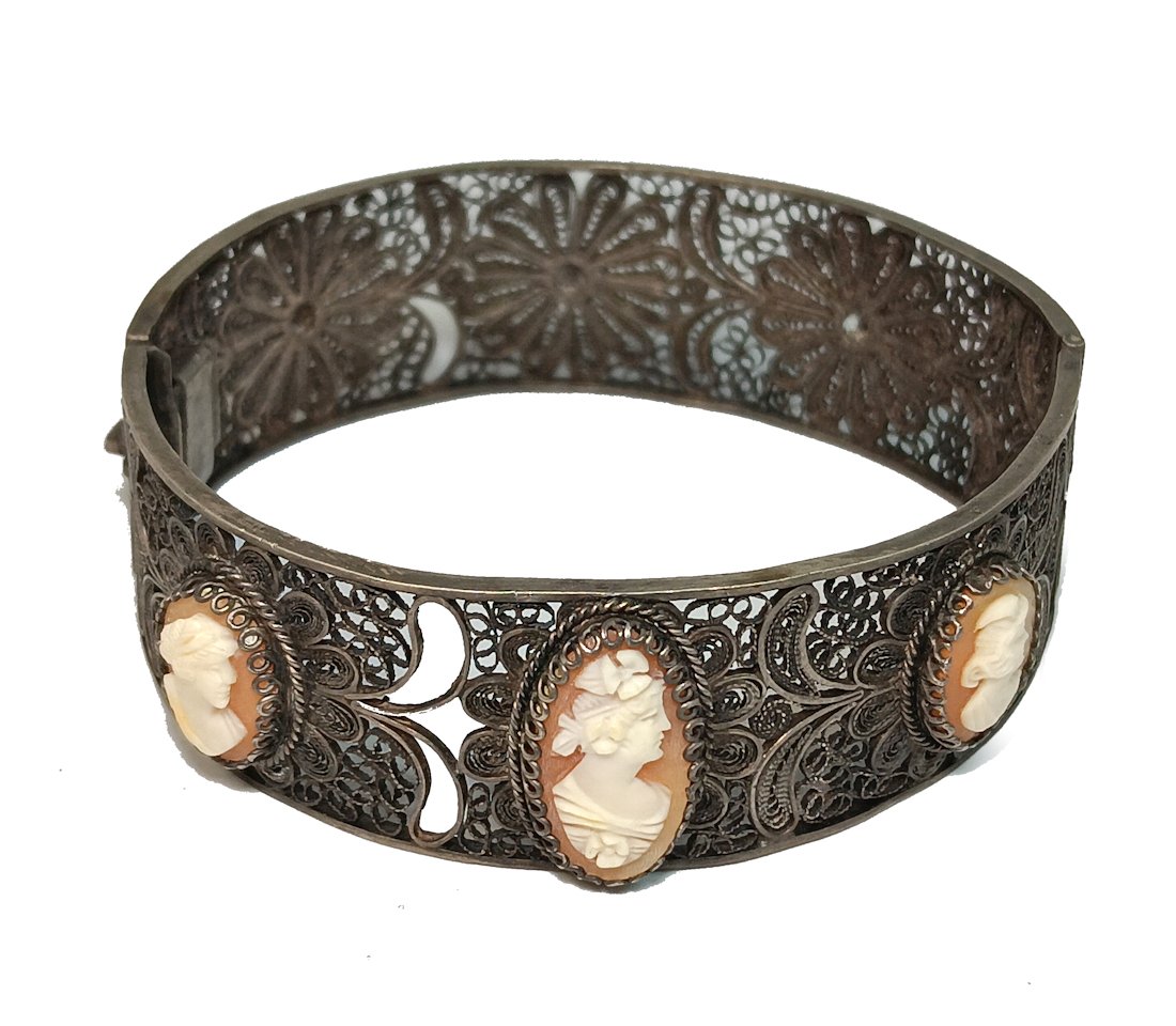 A SUPERB SHELL CAMEO ANTIQUE BRACELET SILVER FILIGREE (1 of 5)