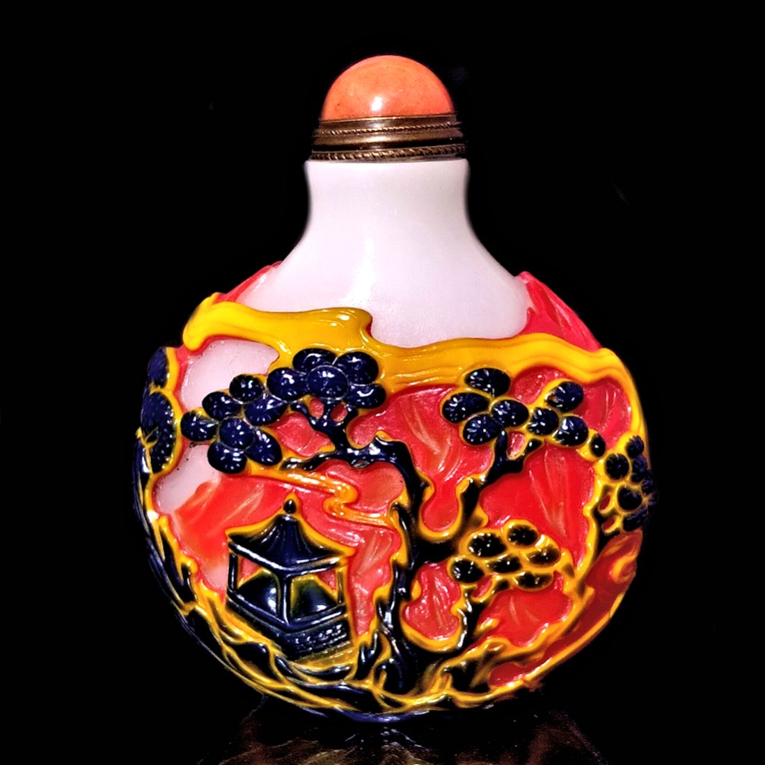 FINE CHINESE PEKING GLASS SNUFF BOTTLE LANDSCAPE 4 COLOR (1 of 8)