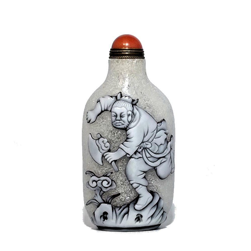 BEAUTIFUL CHINESE SNUFF BOTTLE PEKING GLASS WARRIORS ARTIST SIGNED (1 of 6)
