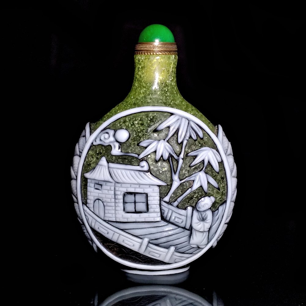 BEAUTIFUL CHINESE PEKING GLASS SNUFF BOTTLE ELDER BRIDGE PRUNUS TREE (1 of 8)