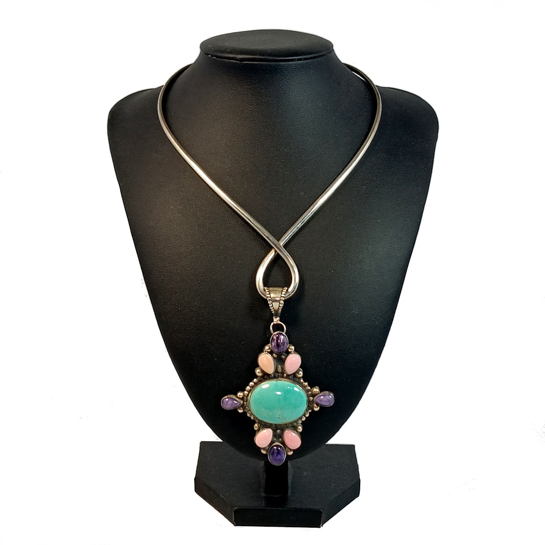 A GREAT NAVAJO PENDANT NECKLACE STERLING TURQUOISE SIGNED LA JR. (1 of 3)