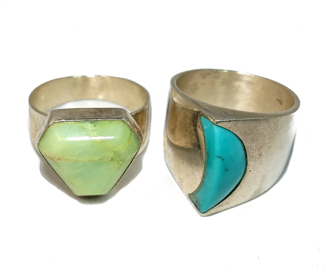 TWO LARGE STERLING RINGS SIZE 10 TURQUOISE JADE JAY KING DTR: BOTH RINGS ARE JAY KING'S PIECES, ONE IS SET WITH TURQUOISE AND THE OTHER WITH JADE. BOTH ARE SIZE 10. WE PROVIDE IN-HOUSE/COMBINED SHIPPING FOR AN EASY CHECKOUT.
