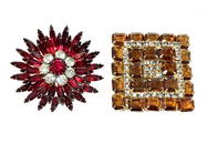 A LOT OF TWO STUNNING VINTAGE MID CENTURY JULIANA BROOCH RHINESTONES
