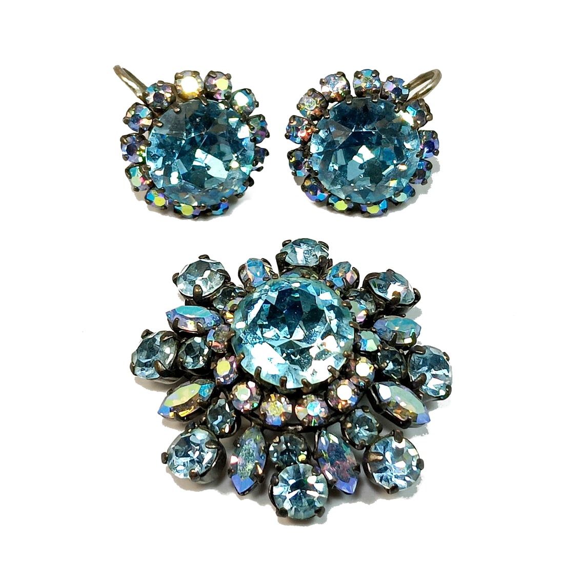 A BRILLIANT VINTAGE BROOCH AND EARRINGS SET MADE IN AUSTRIA (1 of 3)