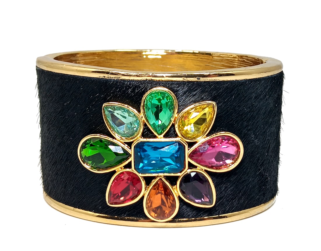 AN IMPRESSIVE VINTAGE CAROLEE JEWELED CUFF BRACELET (1 of 5)