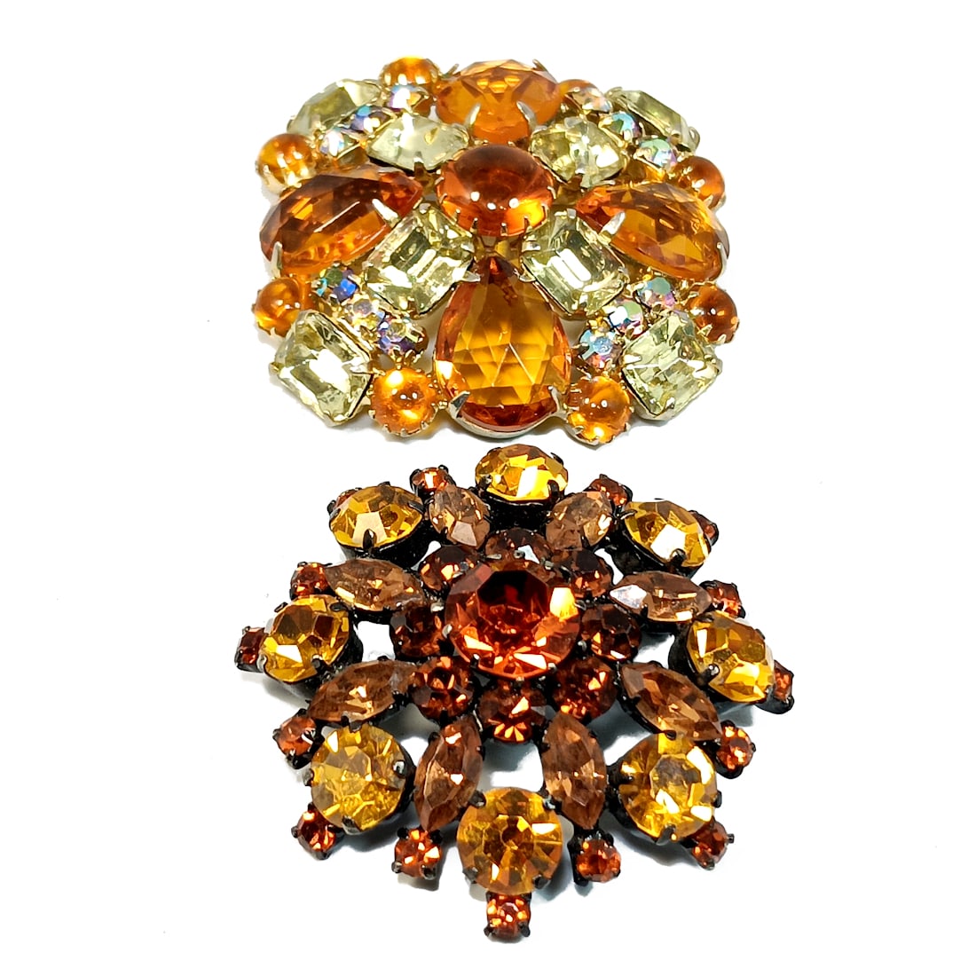 A LARGE VINTAGE JULIANA BROOCH & AN AUSTRIAN BROOCH (1 of 3)