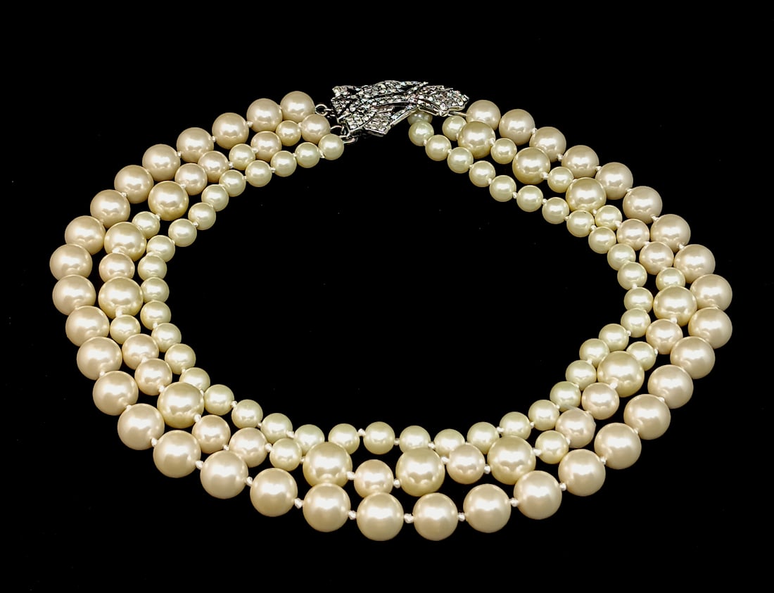 STUNNING LARGE PEARL NECKLACE BY STELLA AND dOT (1 of 4)