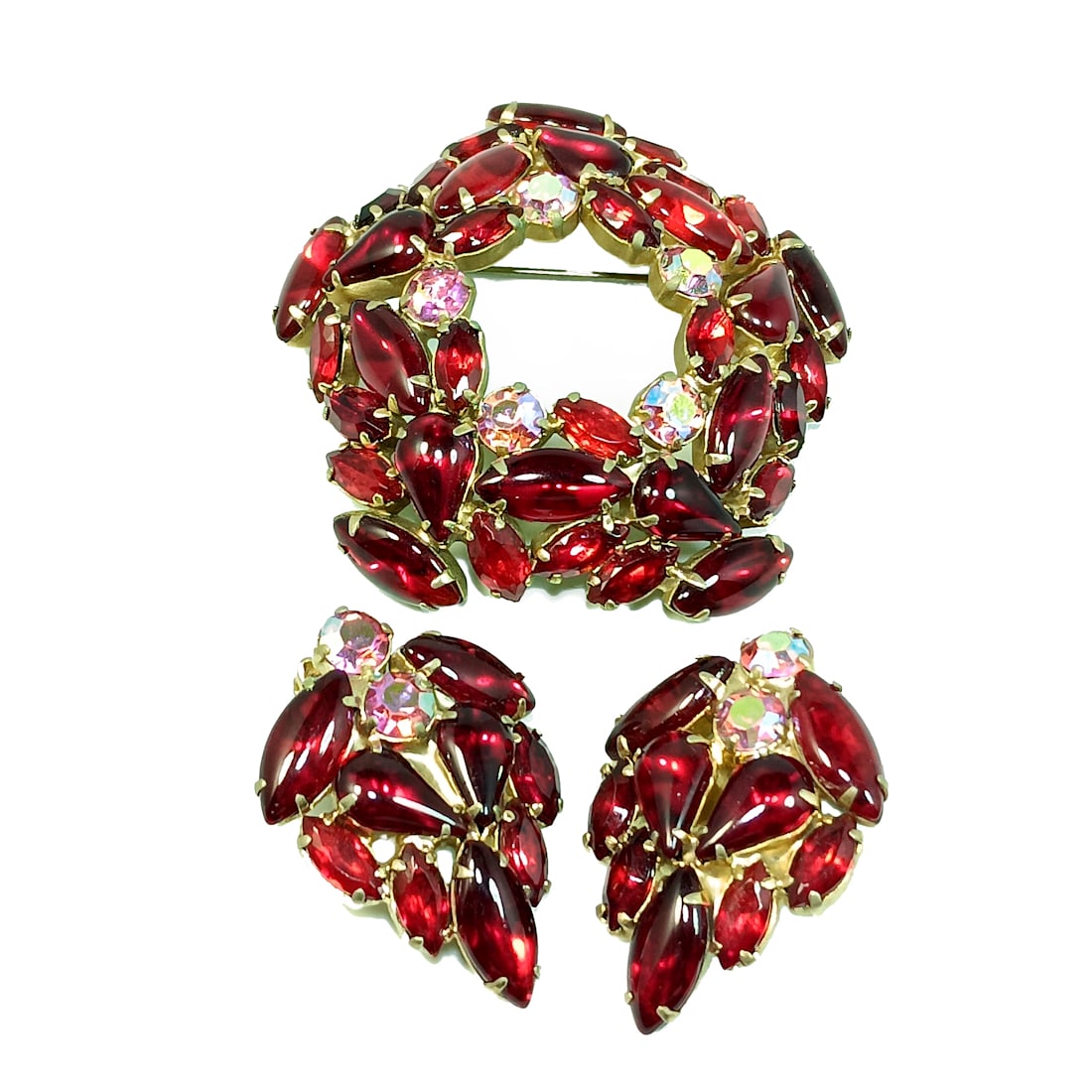 A LARGE VINTAGE JULIANA BROOCH & EARRINGS SET RED AND AURORA BOREALIS (1 of 3)