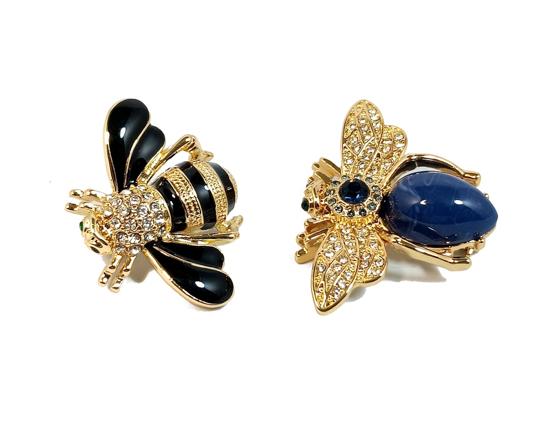 A LOT OF 2 BEE BROOCHES SIGNED JOAN RIVERS (1 of 4)