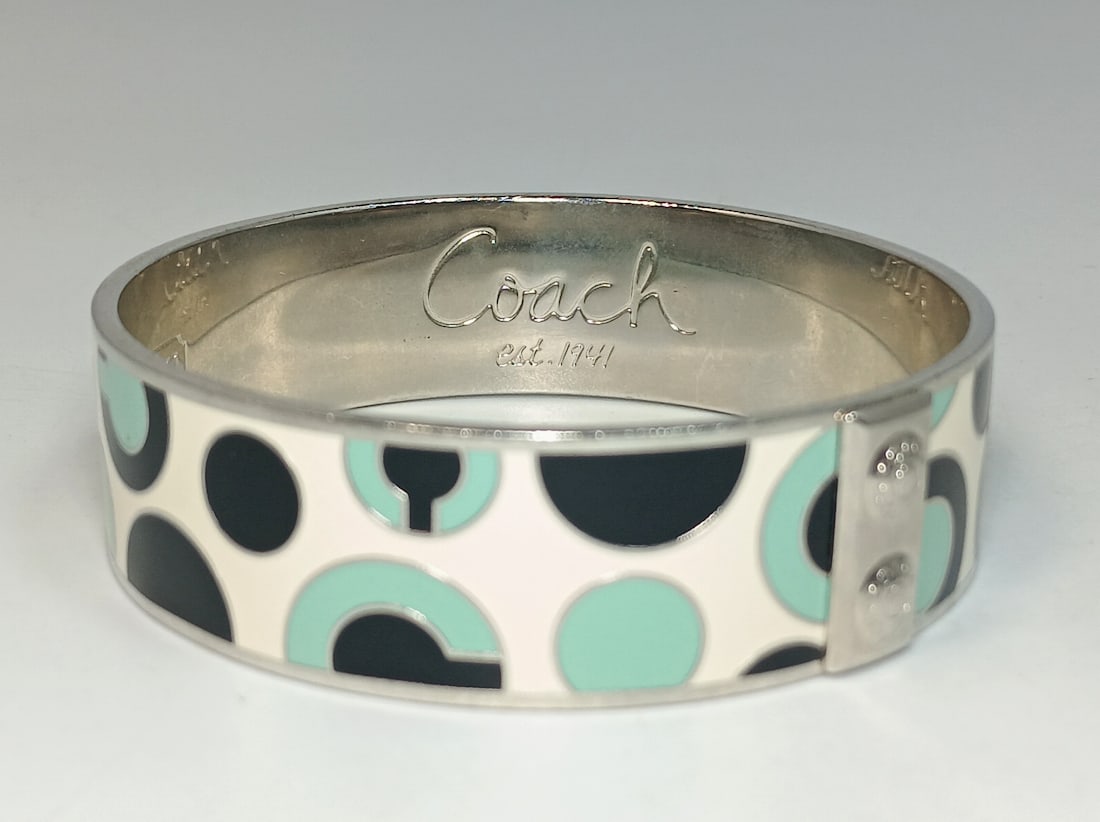 AN AUTHENTIC COACH BANGLE BRACELET ENAMELED (1 of 4)